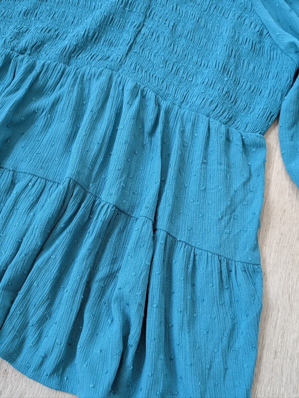 Torrid Plus Crinkle Gauze Smoked 3/4 Blouson Tiered Sweetheart Top Biscay Bay 1X - Picture 11 of 15